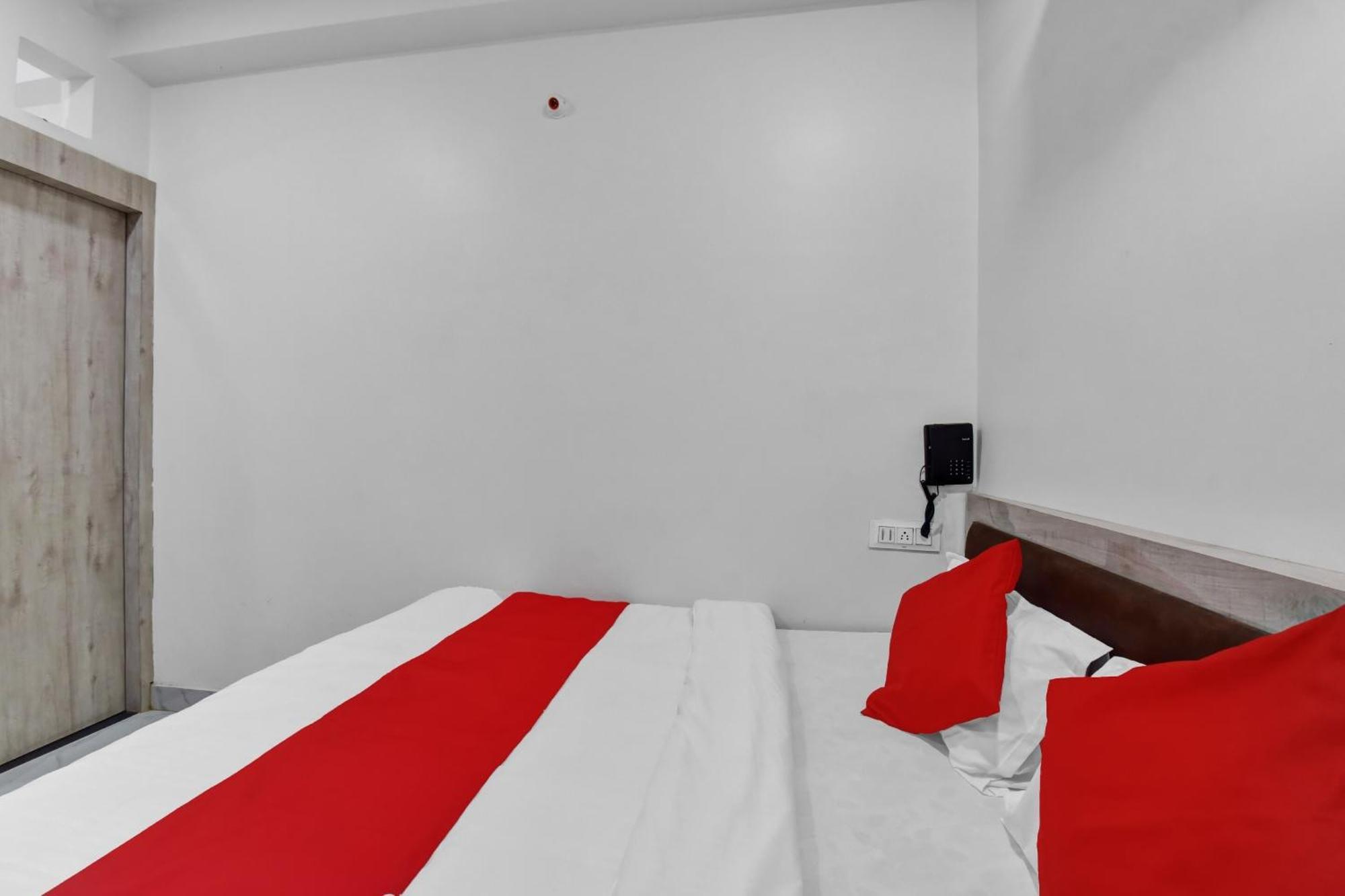 Hotel O Grand L M Ajmer Bagian luar foto