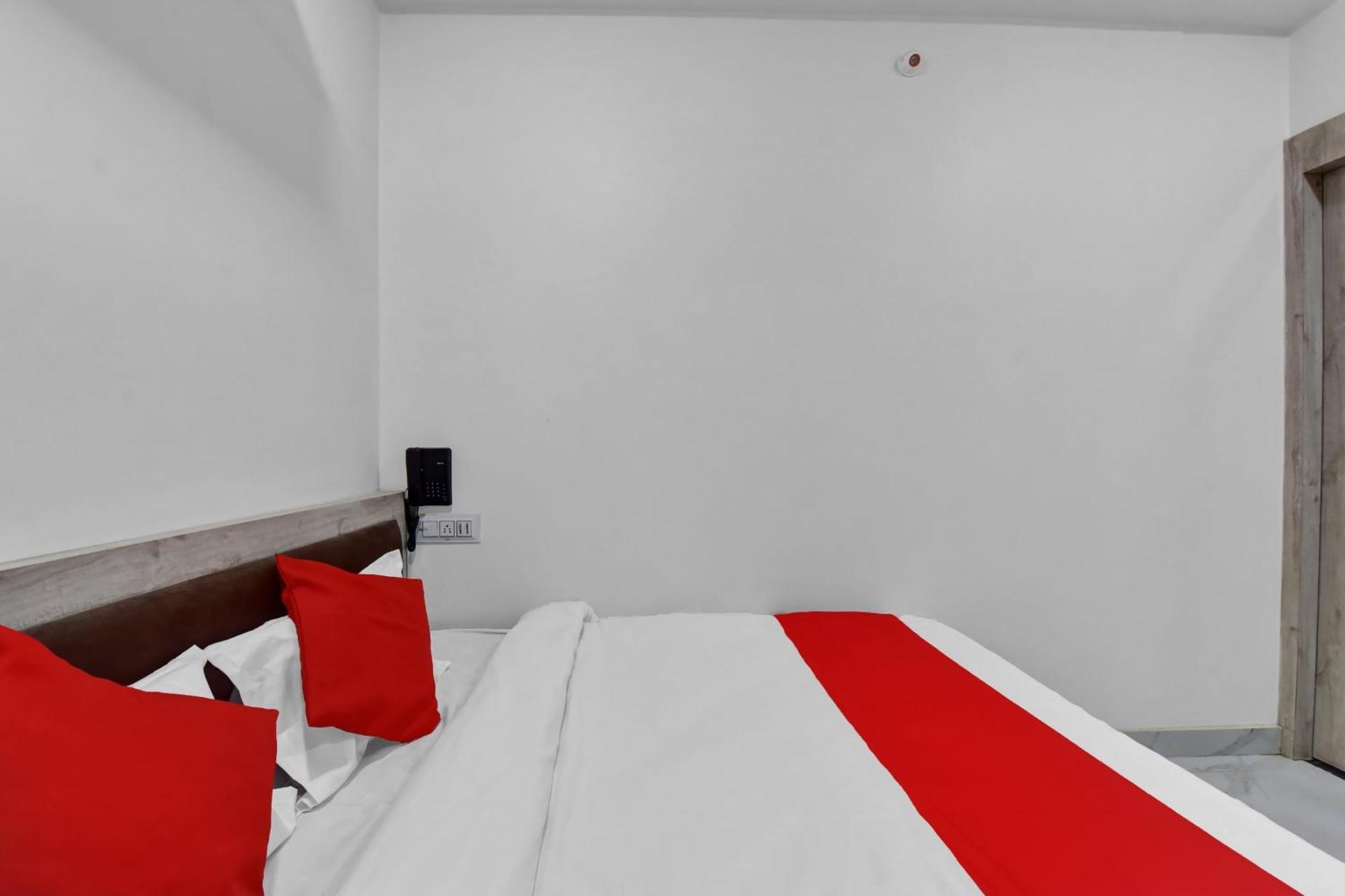 Hotel O Grand L M Ajmer Bagian luar foto