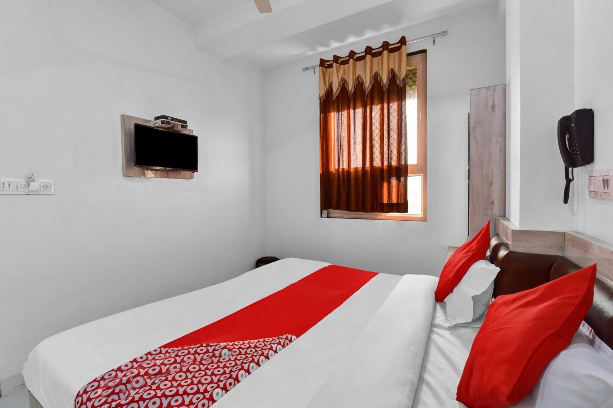 Hotel O Grand L M Ajmer Bagian luar foto